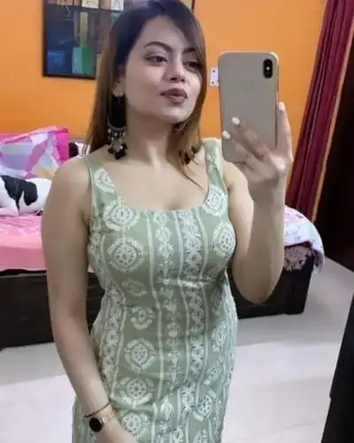 Call Girl in Sanquelim